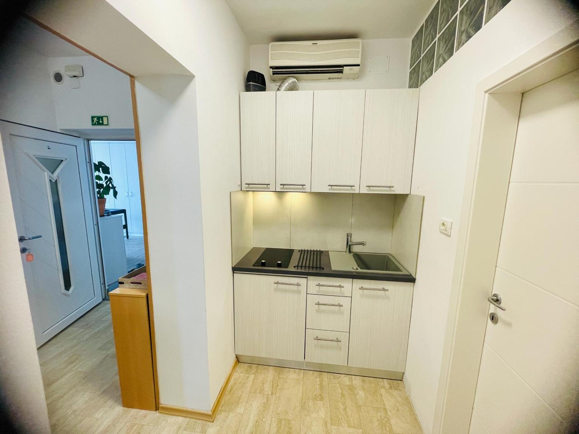 Viler Apartments 伊佐拉 外观 照片